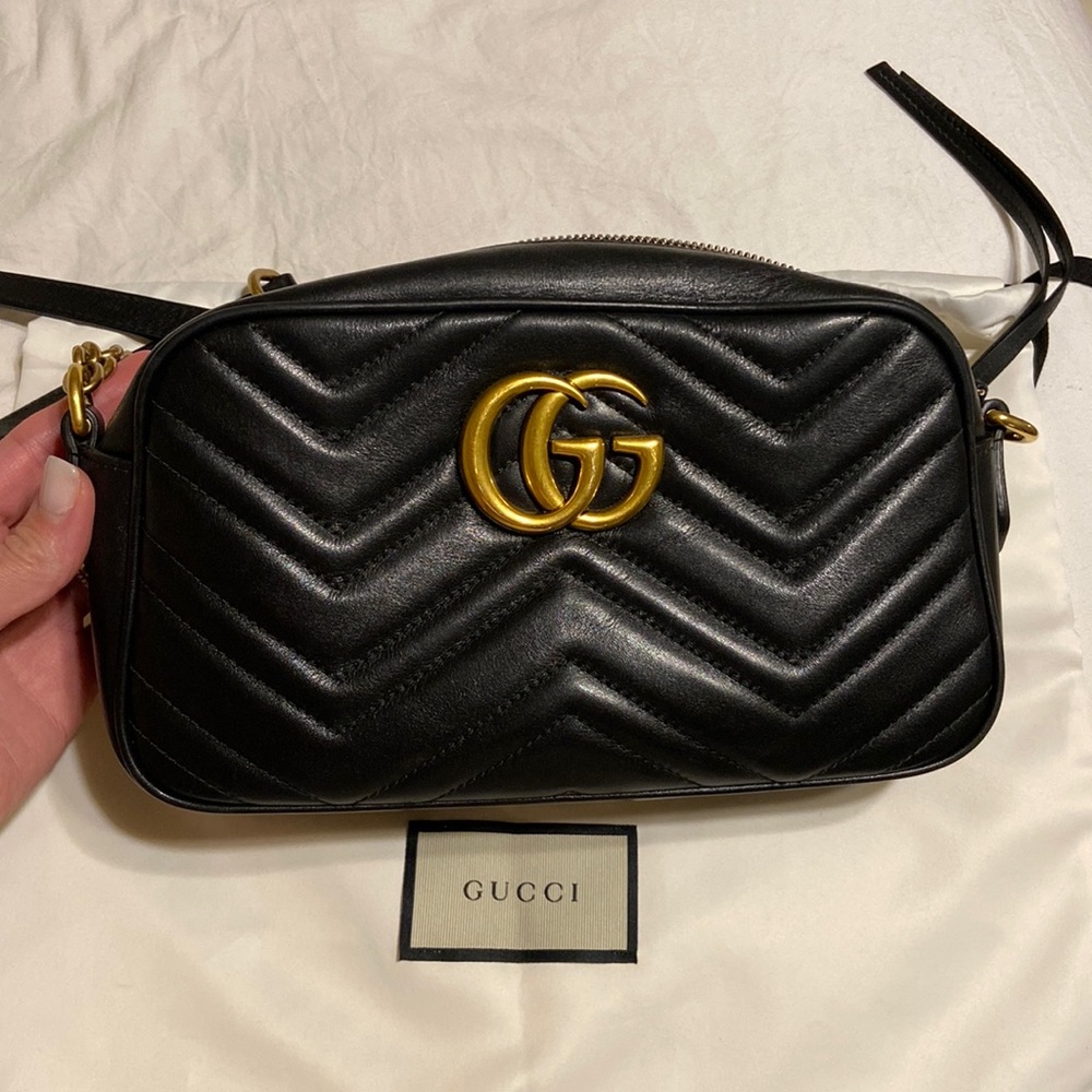 Gucci GG marmont small Matelasse shoulder bag.